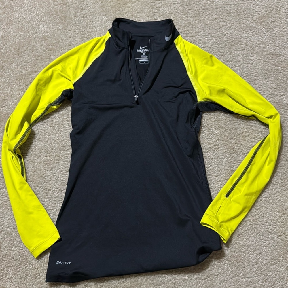 Nike Pro Fitted Neon Sleeve Half Zip